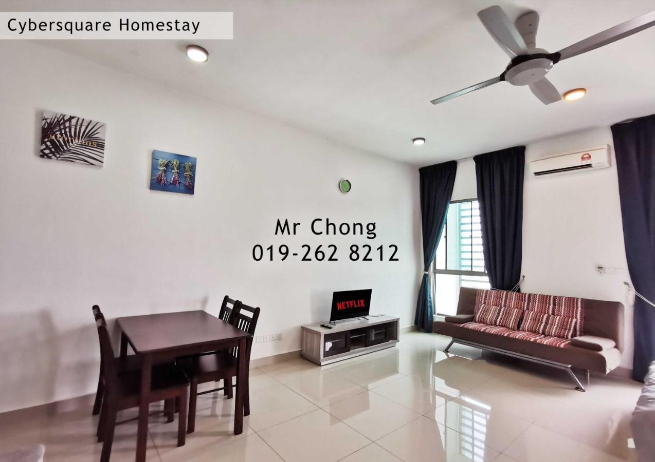 Cybersqaure Studio Suites With Netfilx @10 Min Walking Distance To Mcd Cyberjaya Esterno foto