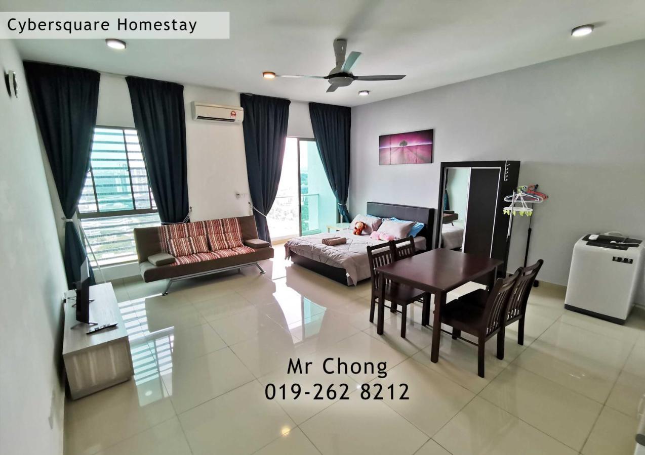 Cybersqaure Studio Suites With Netfilx @10 Min Walking Distance To Mcd Cyberjaya Esterno foto