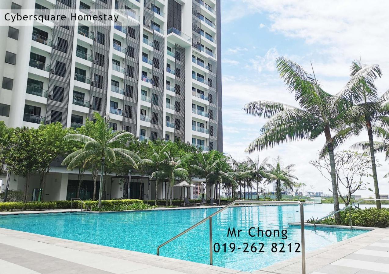 Cybersqaure Studio Suites With Netfilx @10 Min Walking Distance To Mcd Cyberjaya Esterno foto