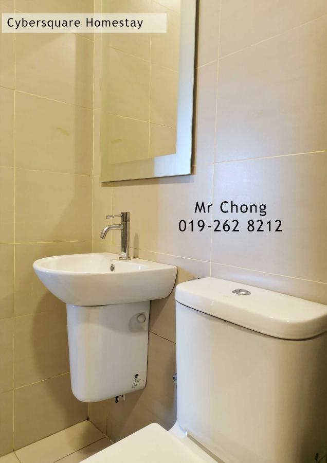 Cybersqaure Studio Suites With Netfilx @10 Min Walking Distance To Mcd Cyberjaya Esterno foto