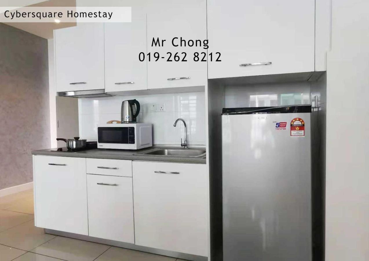 Cybersqaure Studio Suites With Netfilx @10 Min Walking Distance To Mcd Cyberjaya Esterno foto